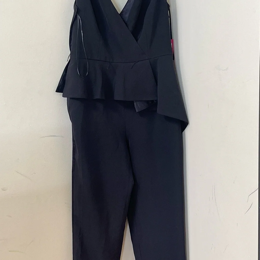 Vince Camuto Jumpsuit - Picture 10 of 10